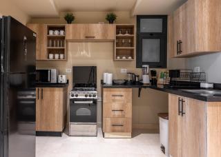 Sunny & Spacious 2BR Garden Home - Sodic Villette - 5