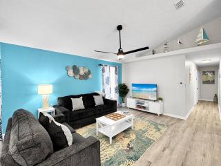 1.2 mi to Beach | 15min to Pier Park | Pool Access - 0