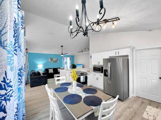 1.2 mi to Beach | 15min to Pier Park | Pool Access - 7