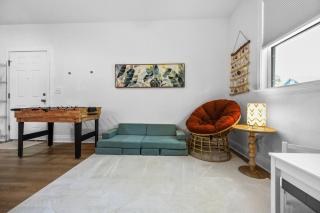 Kid's Playroom & Workspace | 5mins to Downtown - 9