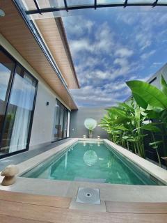 Villa Teduh Canggu - 0