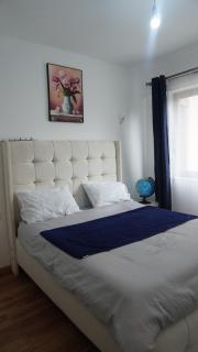 Private Room in Shared Apartment-Garden city Mall - 0