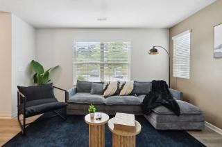 Luxe 1BR Suite in Waverly Charlotte - 9