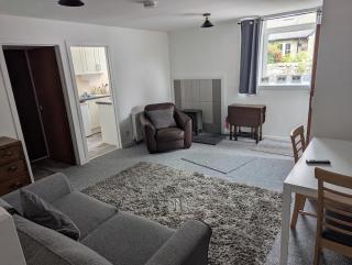 The Old School-Annexe - - 0