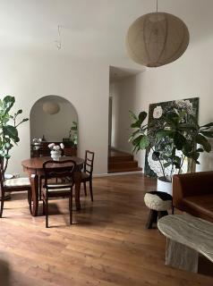 Spacious 3RM Flat Prime Location - 9