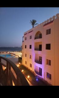 1BR Beachfront Apartment, Sahl Hasheesh, Hurghada - 6