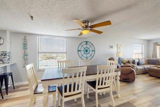 Beach Place 1-404 - 2