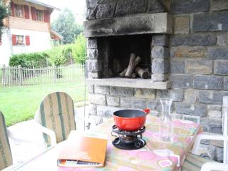 Bright Chalet with Terrace - 6
