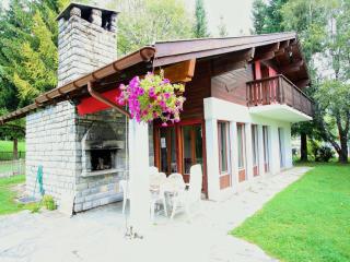 Bright Chalet with Terrace - 5