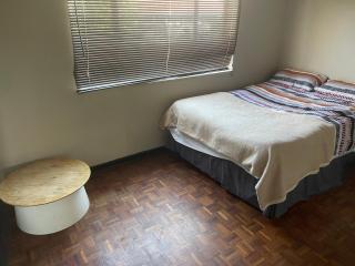 Home stay in Windsor west - Johannesburg - 0
