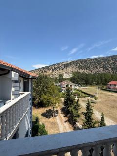 Hotel Viluni - Baks-Rrjoll - 8