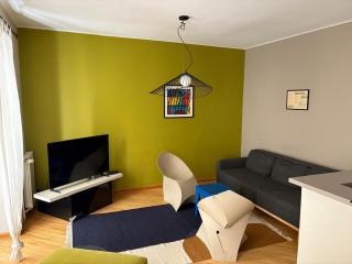 Elegant Art City Apartment - 0