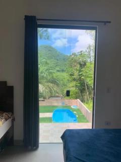 Casa Luxuosa em Caraguatatuba 3 dormitórios 1 Suíte - 9