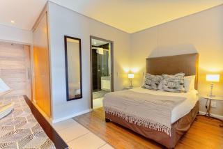 Fab & Modern Self-catering 1 Bed - 2