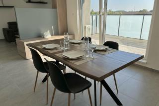 Air-conditioned Apartment with terrace - 3