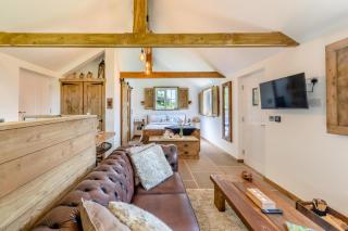 Place Farm Cabin - 7