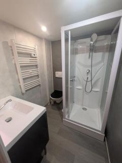 Maison 2 chambres - terrasse - piscine - 2