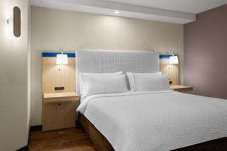 Garner Hotel Boise Airport by IHG - 9
