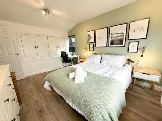 Spacious Single Room - 7