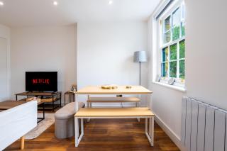 Luxury 3BR Pool Table GymBike SmartTV WiFi AC - Londra - 9