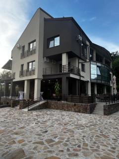 Vila Premiere Bistro-Spa - Piatra Neamţ - 5