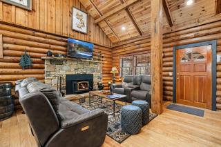Moonlit Mountain Lodge by American Patriot Getaways - 2