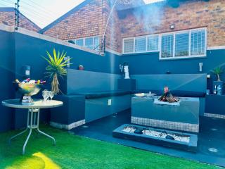 Grey Villa on Orion- 1 Bedroom Luxury Apartment - Polokwane - 8