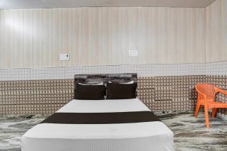 SPOT ON 777 Hotel Rooms - 4