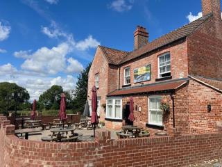 The Trout Inn - Wansford - 4