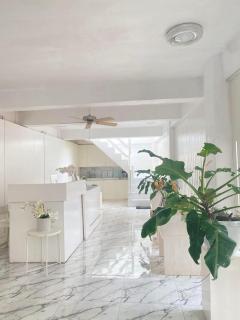 Whitehouse Residence - - 6