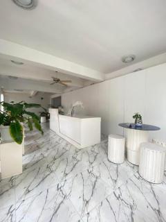 Whitehouse Residence - - 2