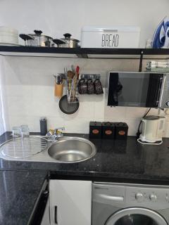 Oasiselfcatering guest house - 6