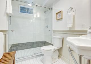 The 200 South St - King Rm 16 - 7