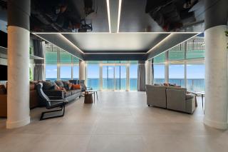 The Summit Penthouse 1501 - 0