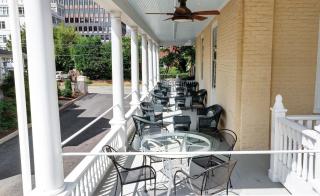 The 200 South St | King Rm 3 - 1