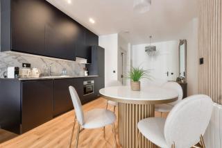 Beautiful 2BR in City Center of Paris - 5