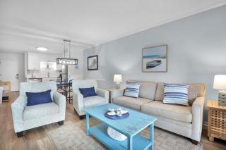 Tennis Villa D2 2br Walk To Beach & Pool - 0