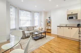 1 King Bed Fast Wifi Earls Court 2 pax - Londra - 6