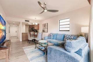 Park Shore Resort 2nd Floor BLDG J 254 - 7