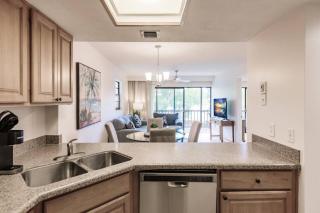 Park Shore Resort 2nd Floor BLDG J 254 - 4