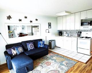 Ocean Villa B356 - Perfect Beach Getaway Sleeps 6 - 0