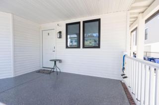 Awesome 3 bdr,1 bath condo,1fl,2min walk to beach - 4