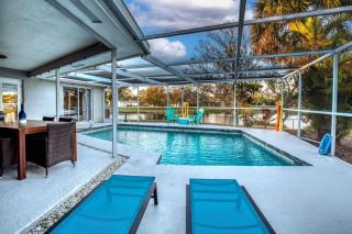 Fish-King Bed-Free Htd Pool-Dog Loving and IMG - 1