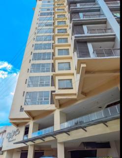3 Night Getaway City & Sea View Condo with Balcony Near Ayala - 0