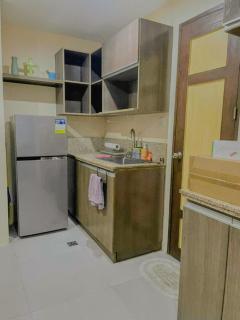 3 Night Getaway City & Sea View Condo with Balcony Near Ayala - 2