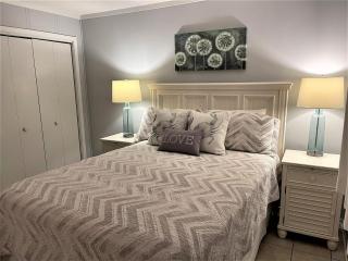 Admiral's Row 309 - Beautiful Beachfront Sunsets - 1