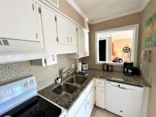 Admiral's Row 235 - Ocean And Pool Views - Hilton Head Island - 4
