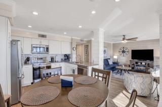 Admiral's Row 109 - Stunning 2br, 2ba Ocean Views - Hilton Head Island - 1