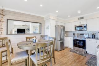 Admiral's Row 109 - Stunning 2br, 2ba Ocean Views - 5