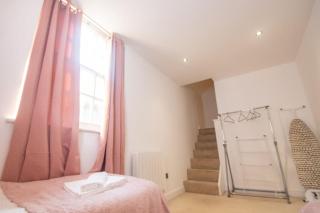 Newly Renovated Sanctuary for 4 in Charlotte House - Ipswich - 3